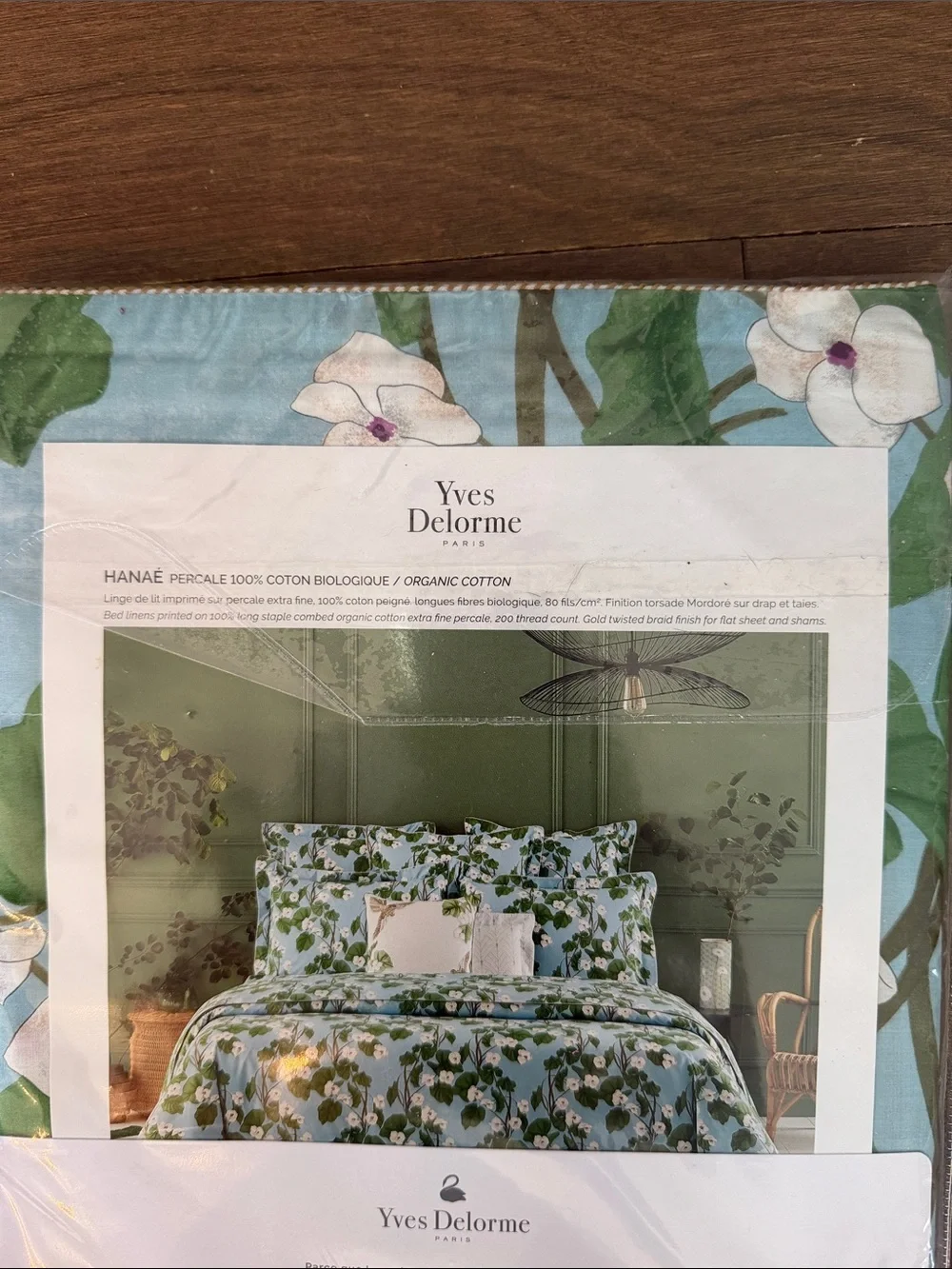 Yves Delorme's Hanae Flat Sheet in Full/Queen . NWT